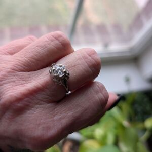 Art Deco Diamond 18 Carat Gold Engagement Ring